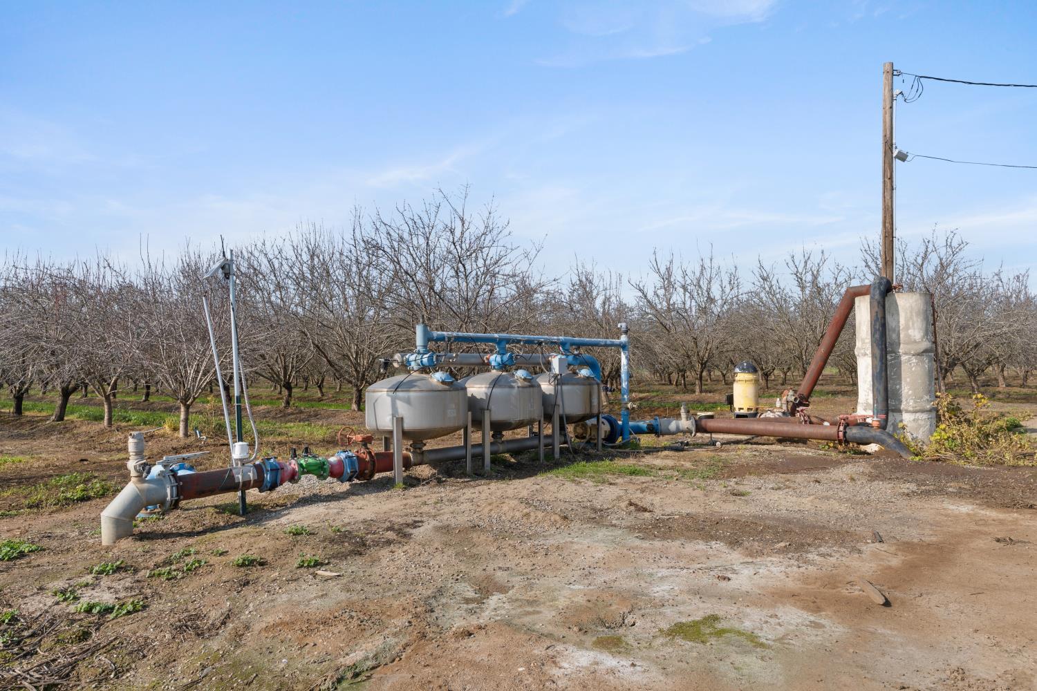 14075 Le Grand Rd, Le Grand, CA 95333