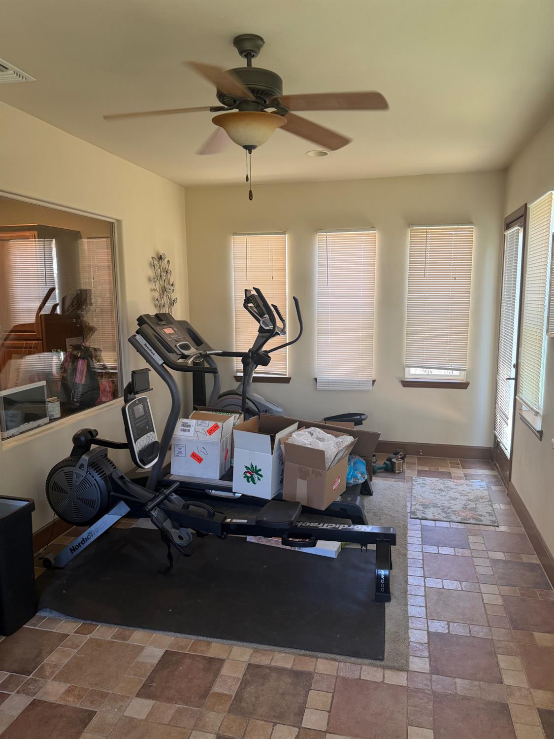 2383 Gregor St, Oakdale, CA 95361