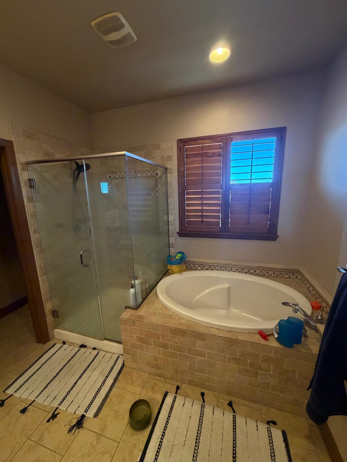 2383 Gregor St, Oakdale, CA 95361