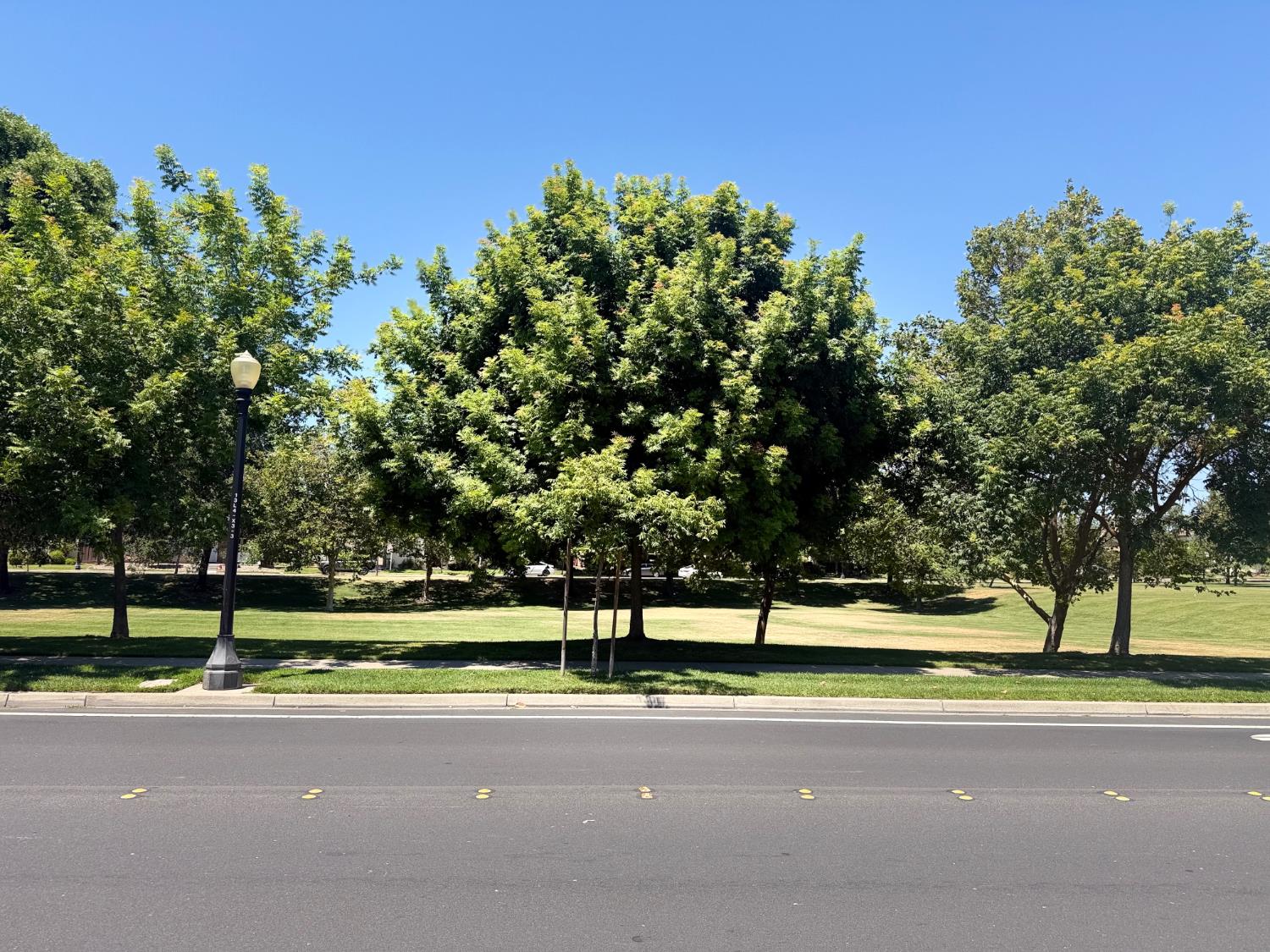 2383 Gregor St, Oakdale, CA 95361