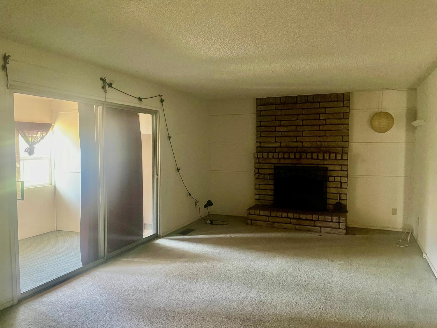 2901 Hagen Way, Modesto, CA 95355