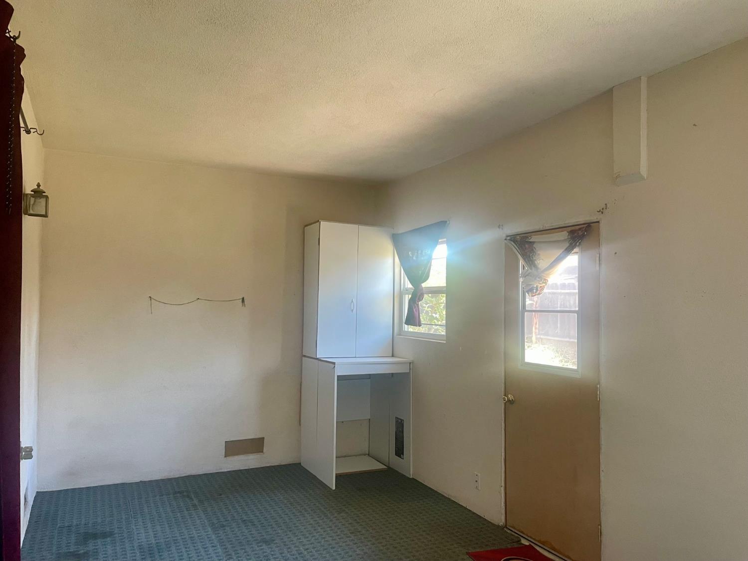 2901 Hagen Way, Modesto, CA 95355
