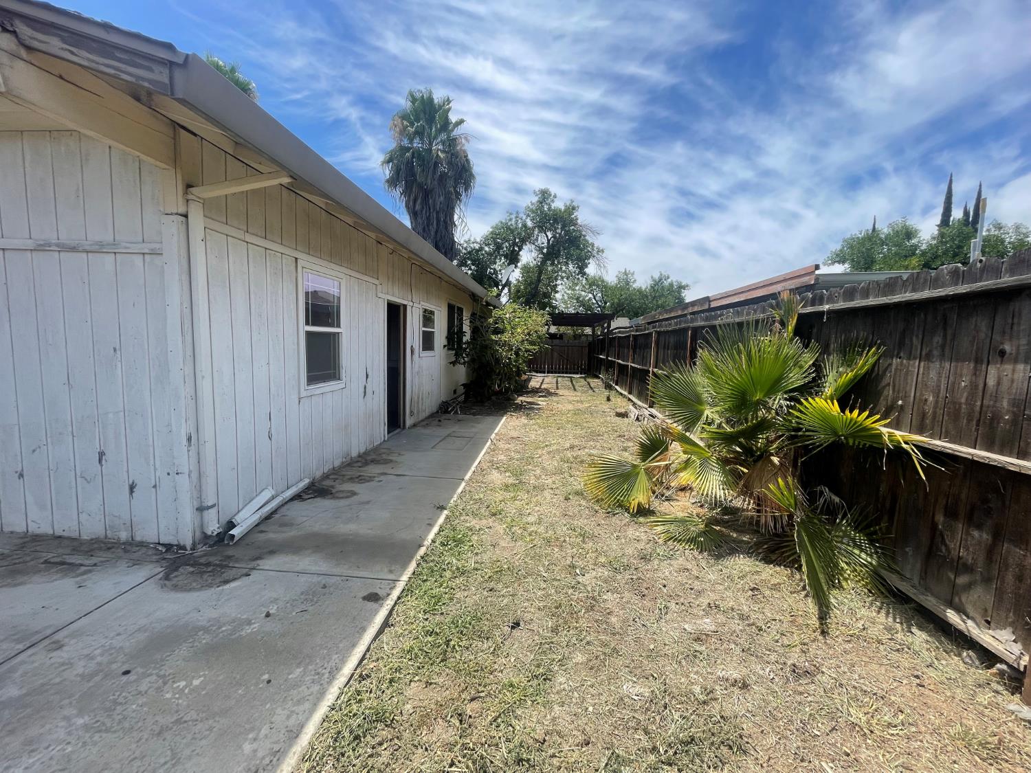 2901 Hagen Way, Modesto, CA 95355