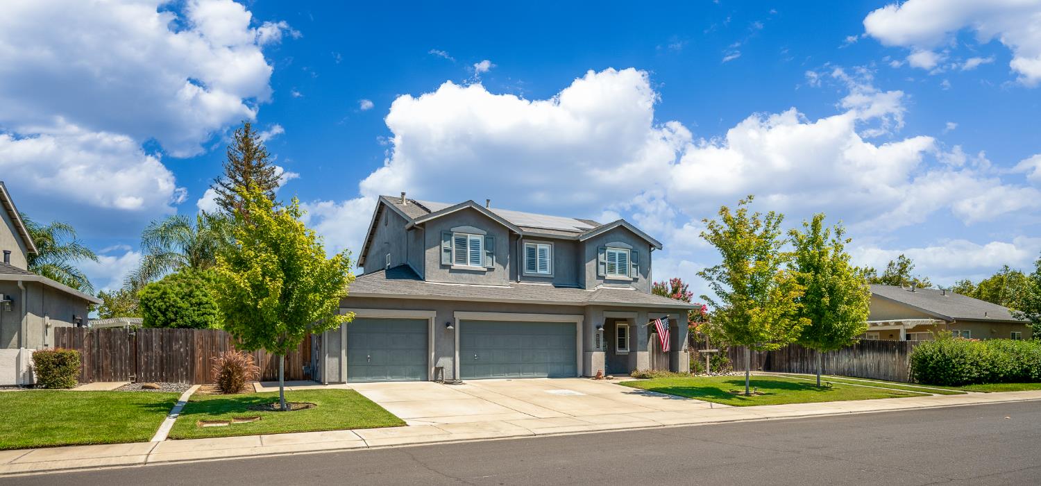 7005 Prelude Ln, Hughson, CA 95326