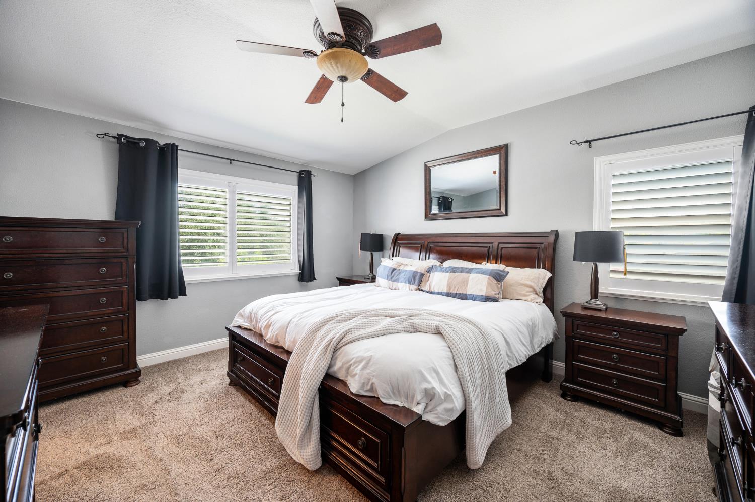7005 Prelude Ln, Hughson, CA 95326