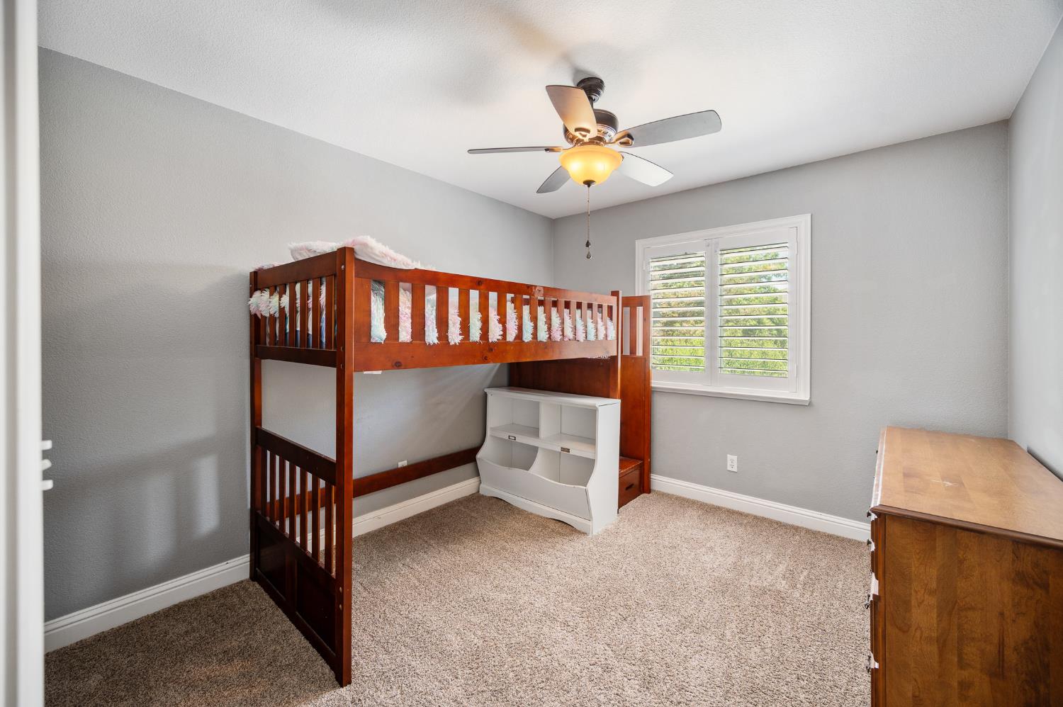 7005 Prelude Ln, Hughson, CA 95326