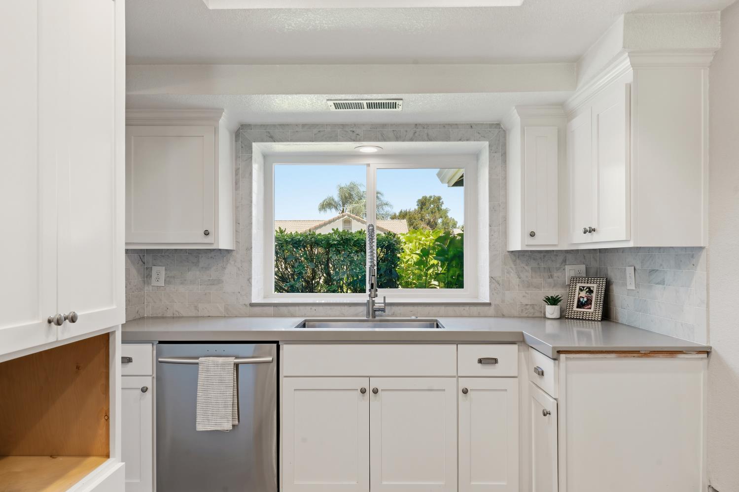 2804 March Ct, Modesto, CA 95358