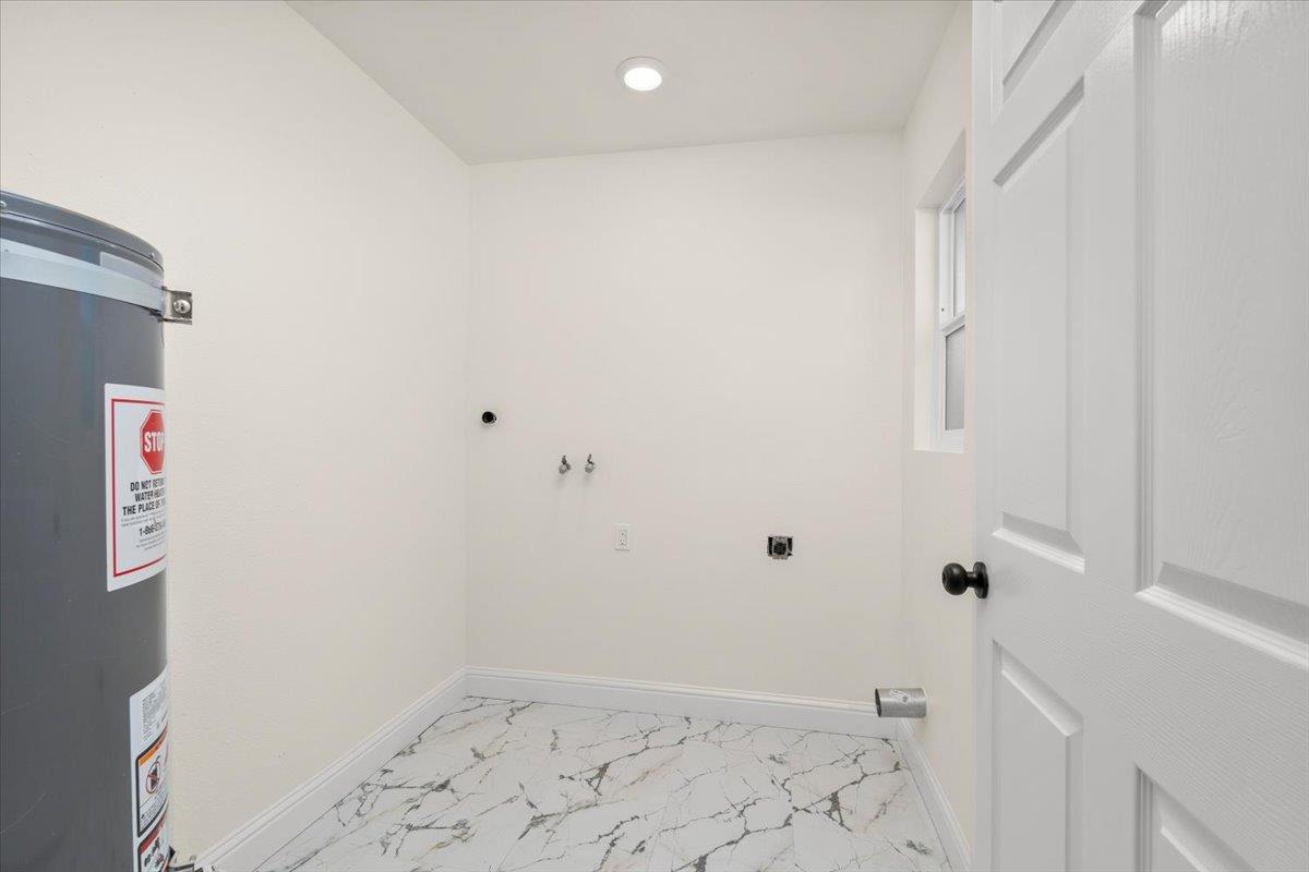 1530 Pelton Ave, Modesto, CA 95351