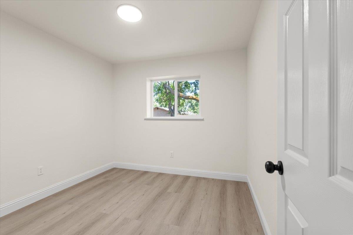 1530 Pelton Ave, Modesto, CA 95351