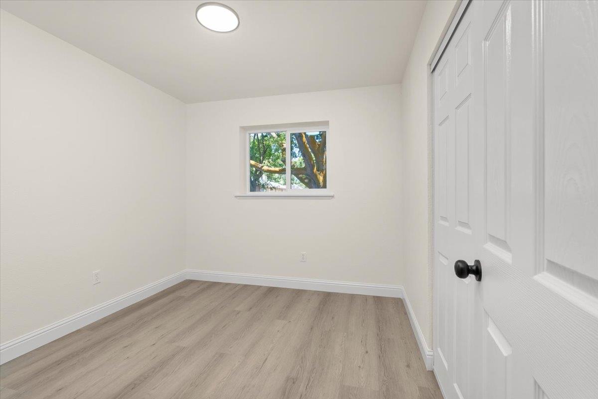 1530 Pelton Ave, Modesto, CA 95351
