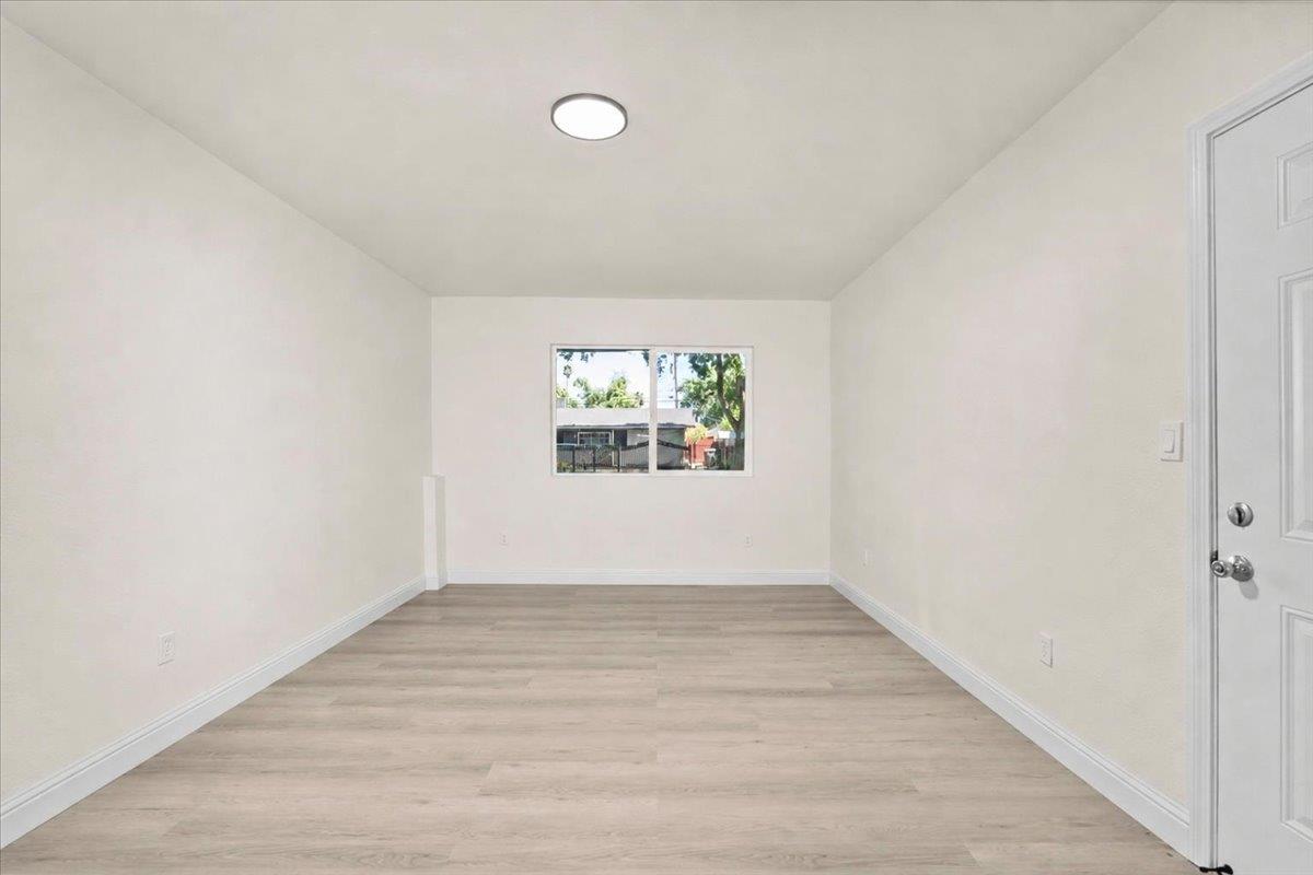 1530 Pelton Ave, Modesto, CA 95351