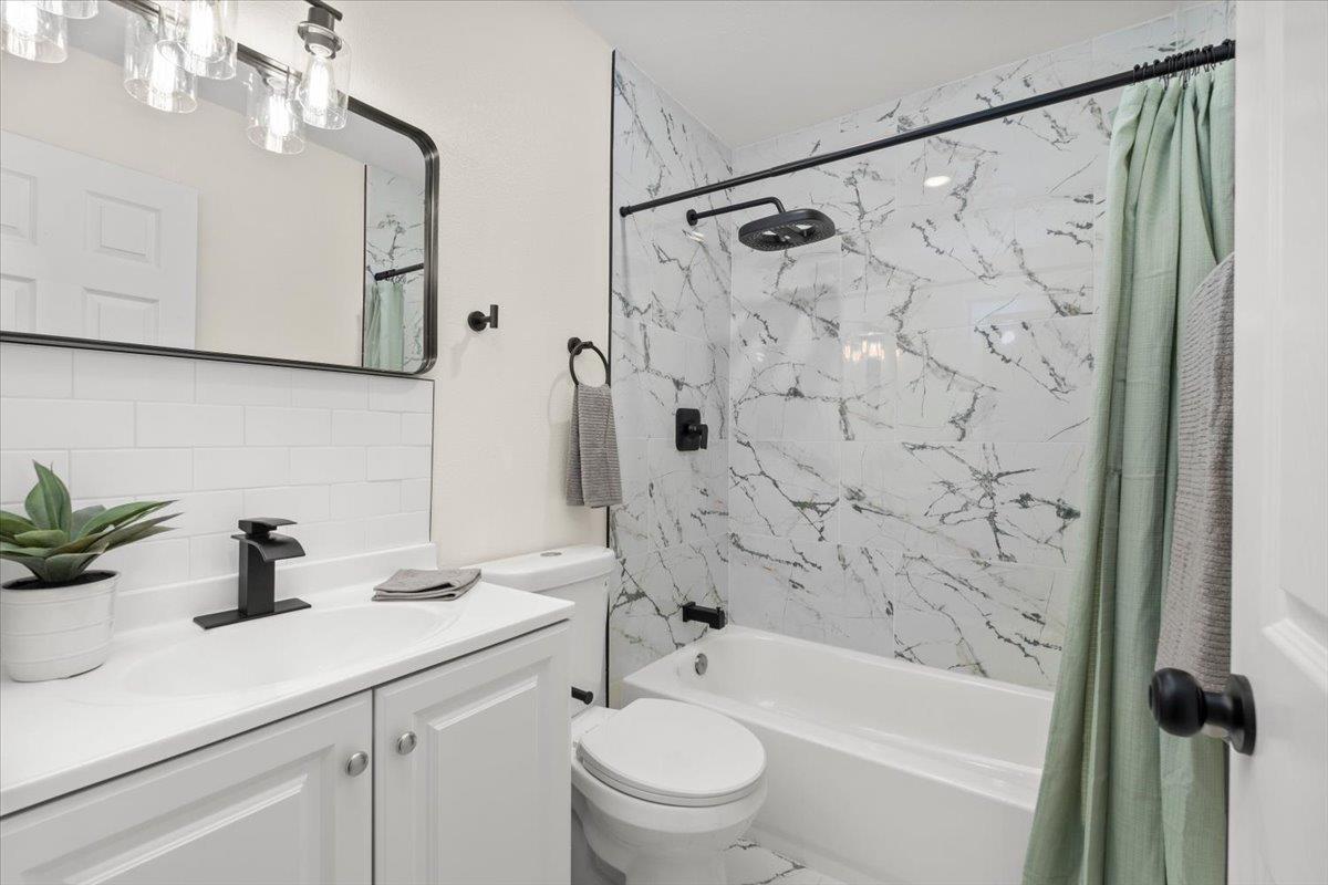 1530 Pelton Ave, Modesto, CA 95351