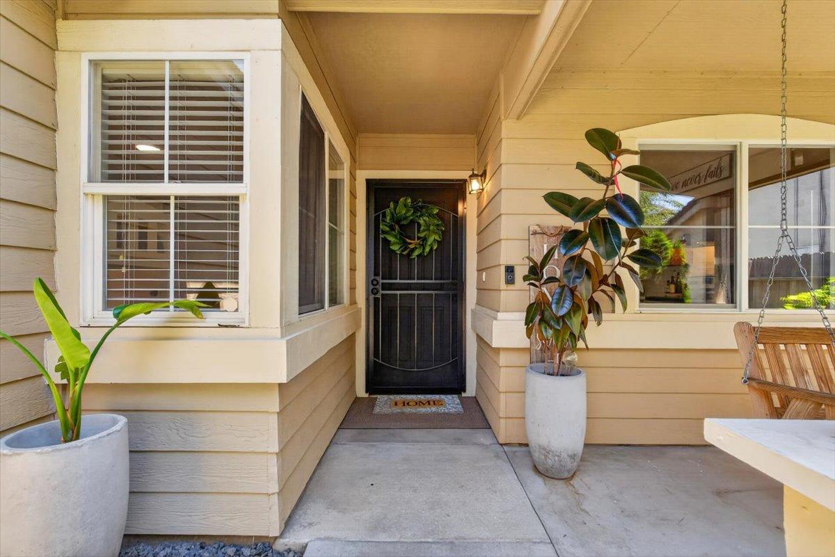 532 Codington Way, Modesto, CA 95357