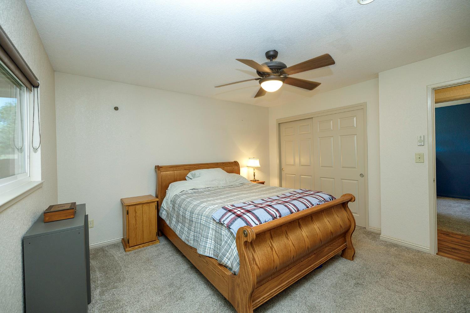 600 Zinfandel Dr, Escalon, CA 95320
