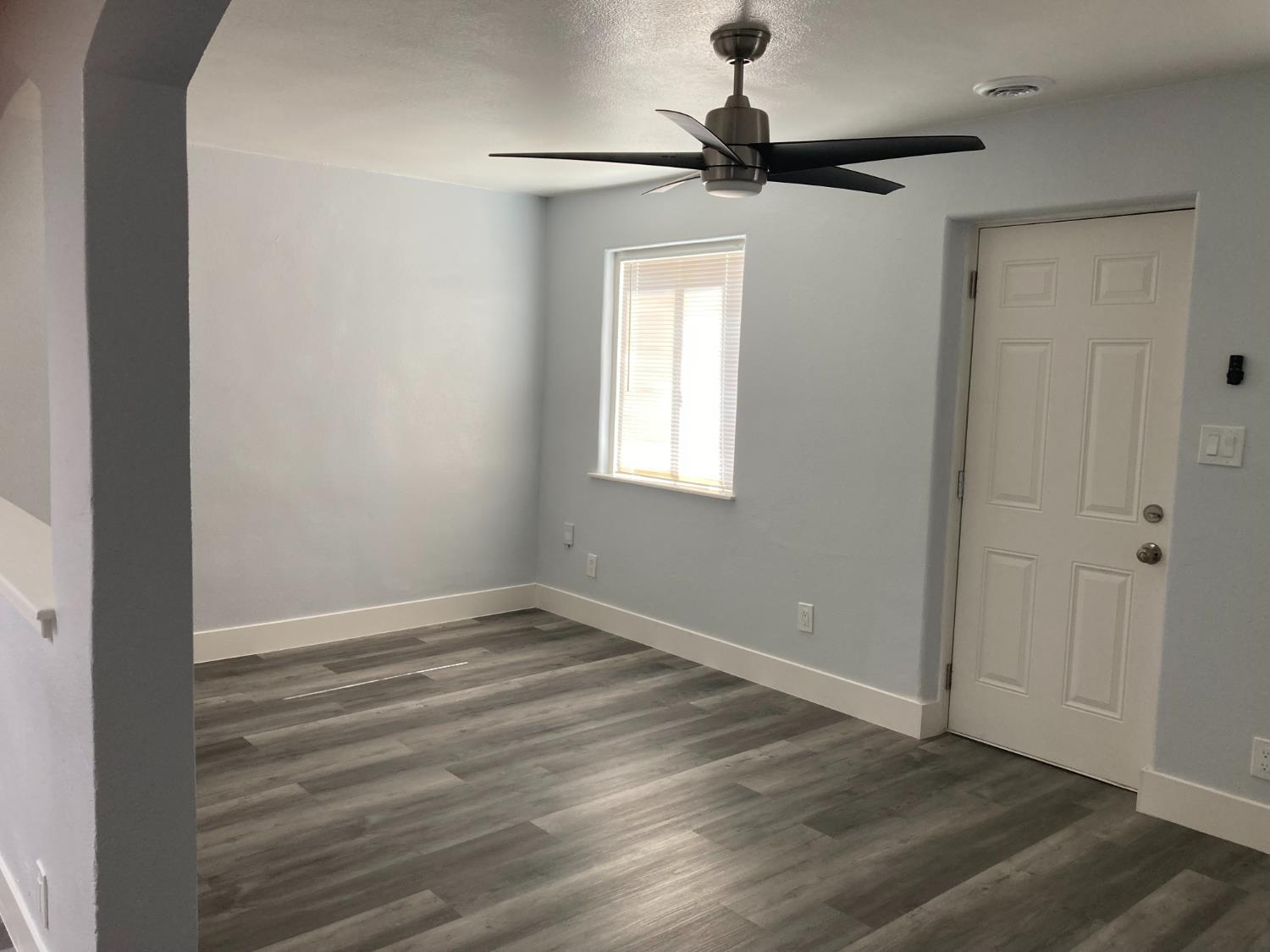 322 Kerr Ave, Modesto, CA 95354