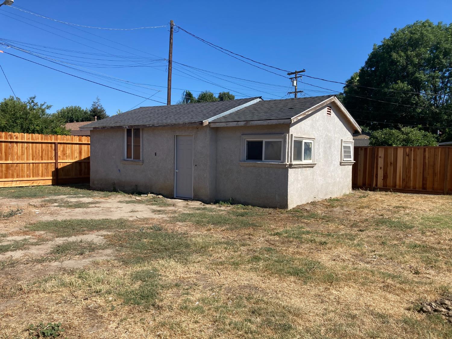 322 Kerr Ave, Modesto, CA 95354