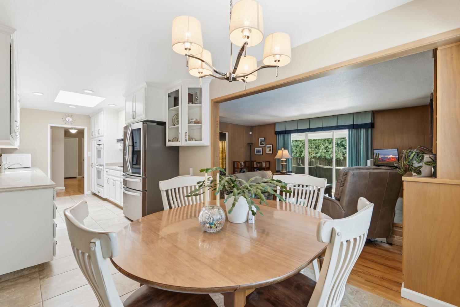 2501 Ridgewood Ct, Modesto, CA 95350