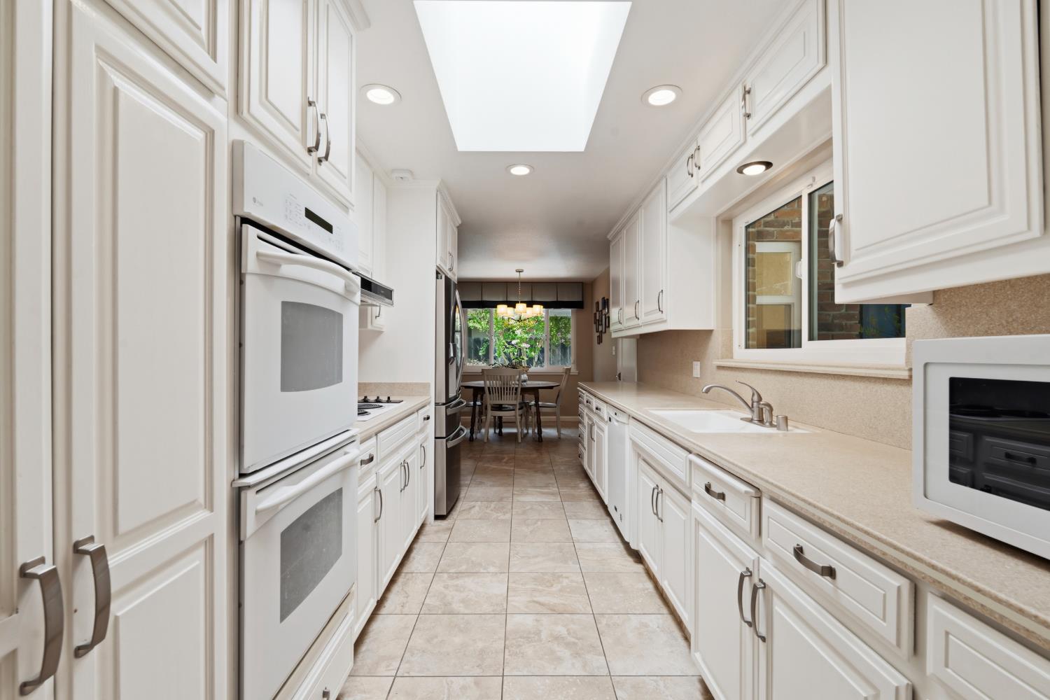 2501 Ridgewood Ct, Modesto, CA 95350