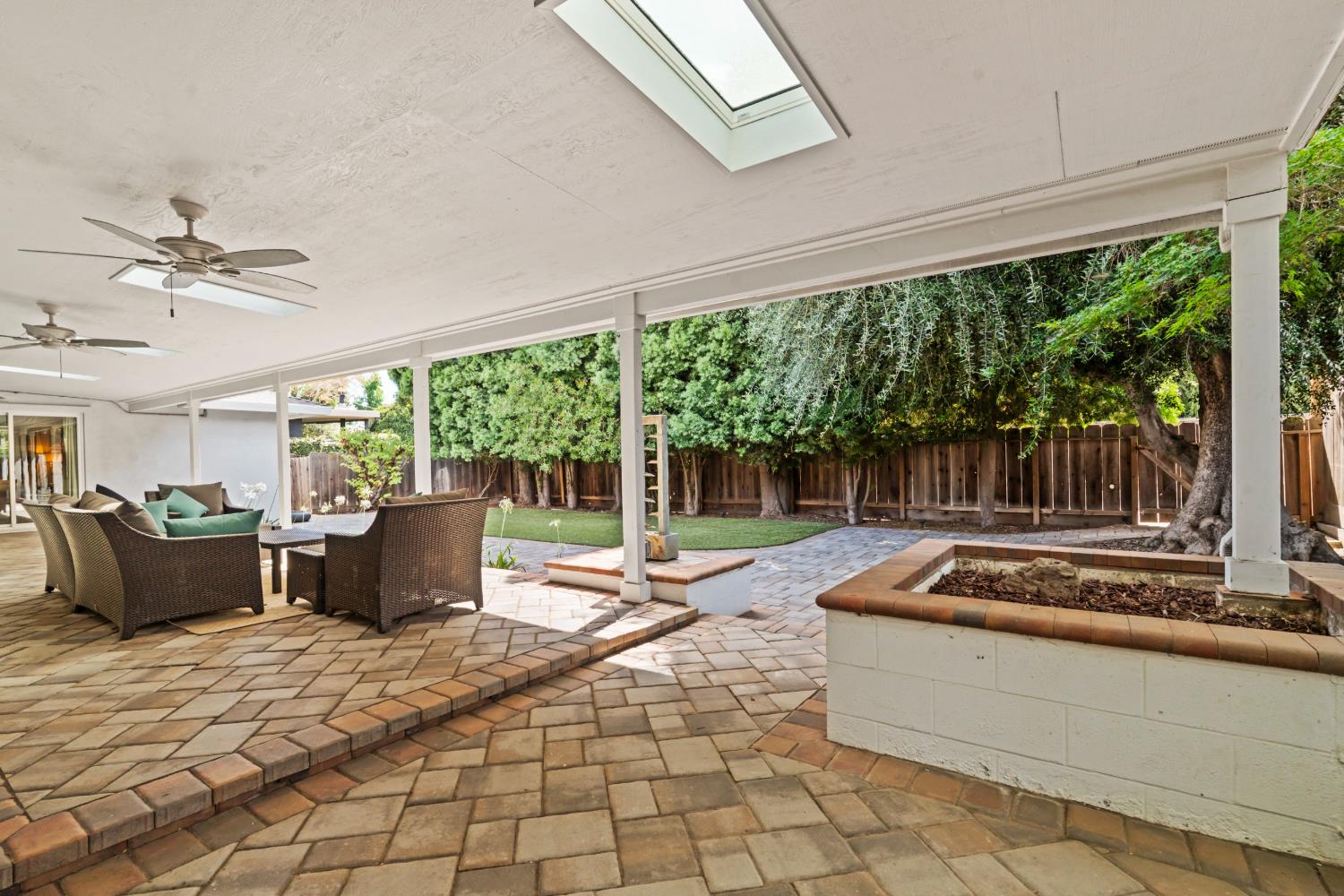 2501 Ridgewood Ct, Modesto, CA 95350