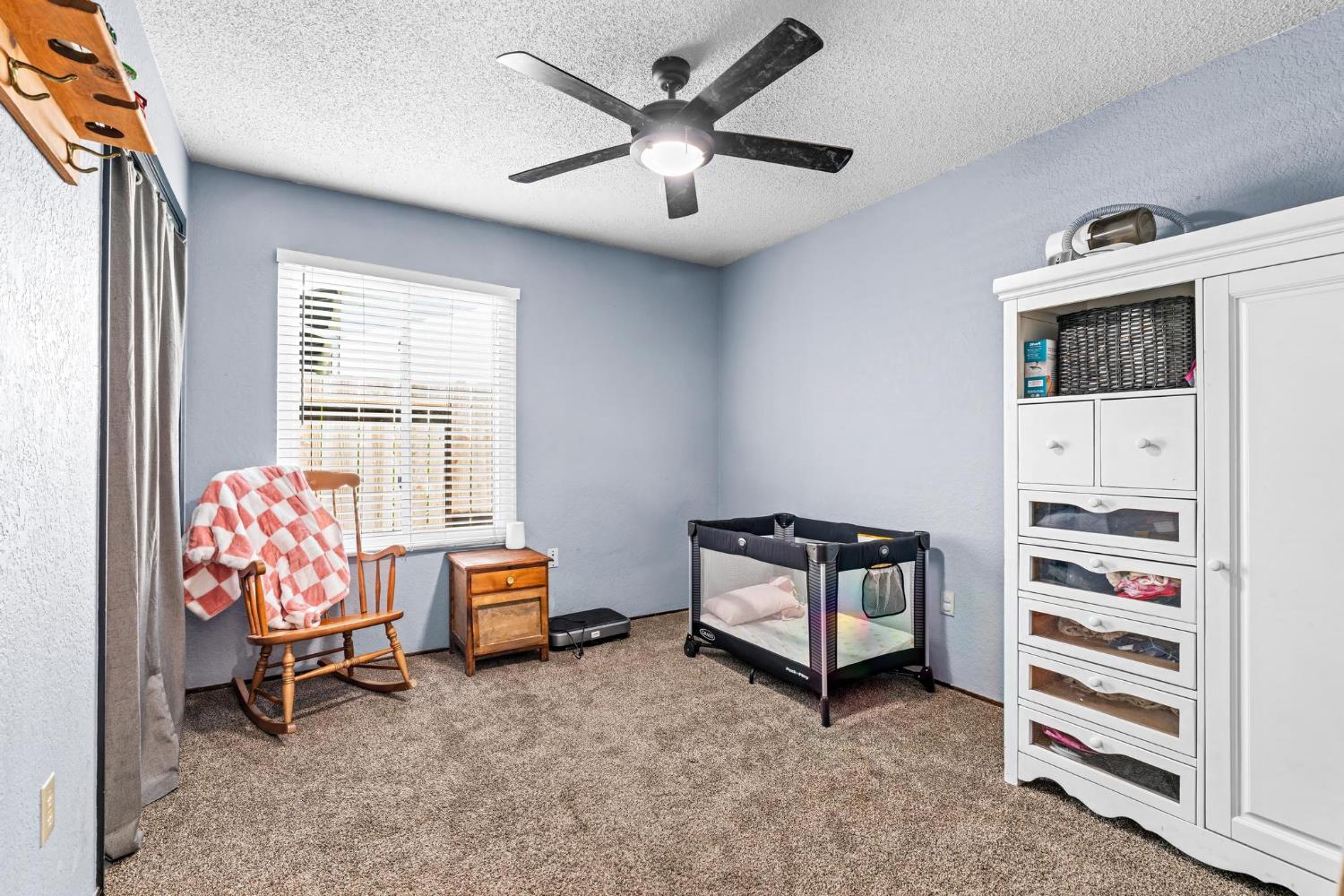 657 Gold St, Manteca, CA 95336