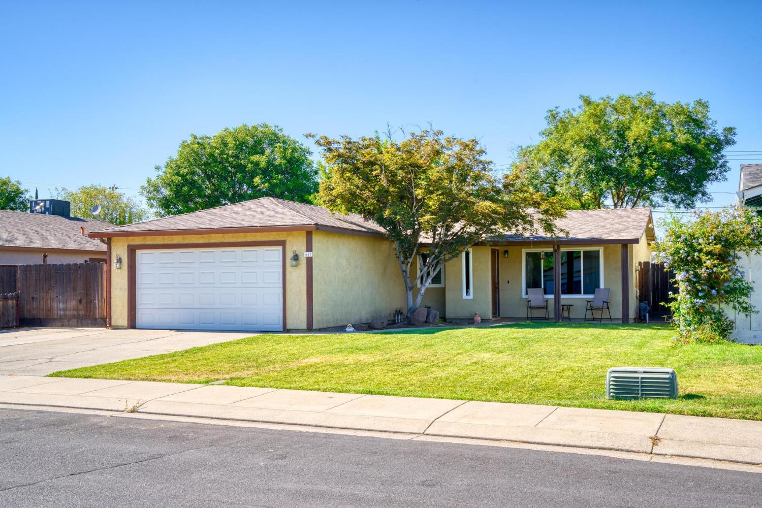 657 Gold St, Manteca, CA 95336