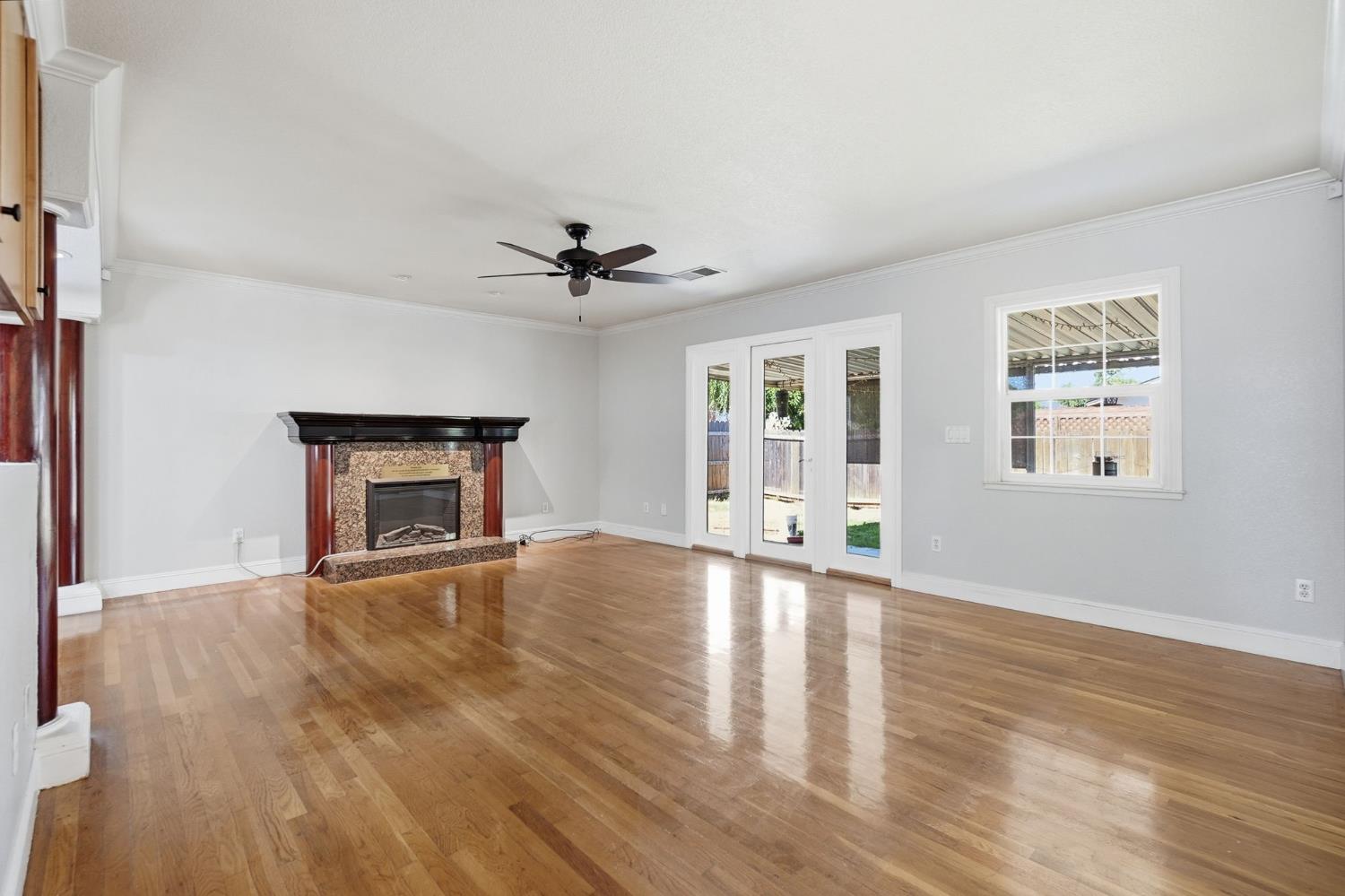 2313 Jasmin Ave, Modesto, CA 95350