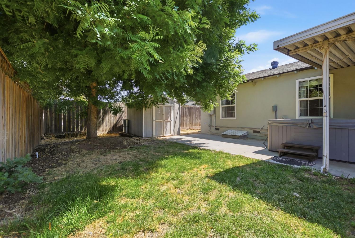 2313 Jasmin Ave, Modesto, CA 95350