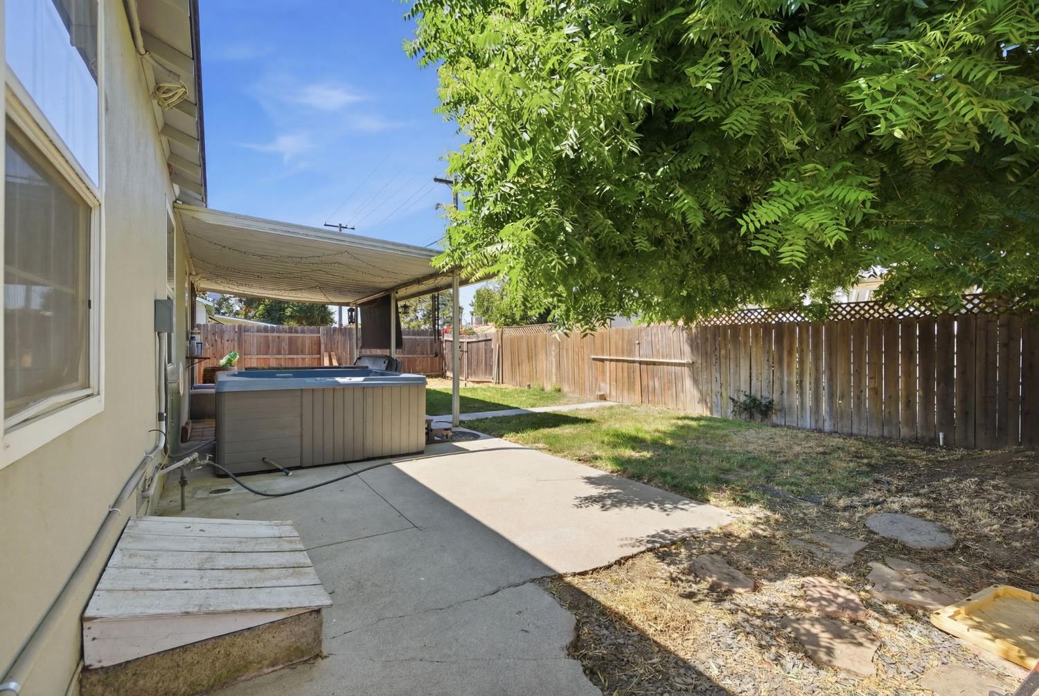 2313 Jasmin Ave, Modesto, CA 95350