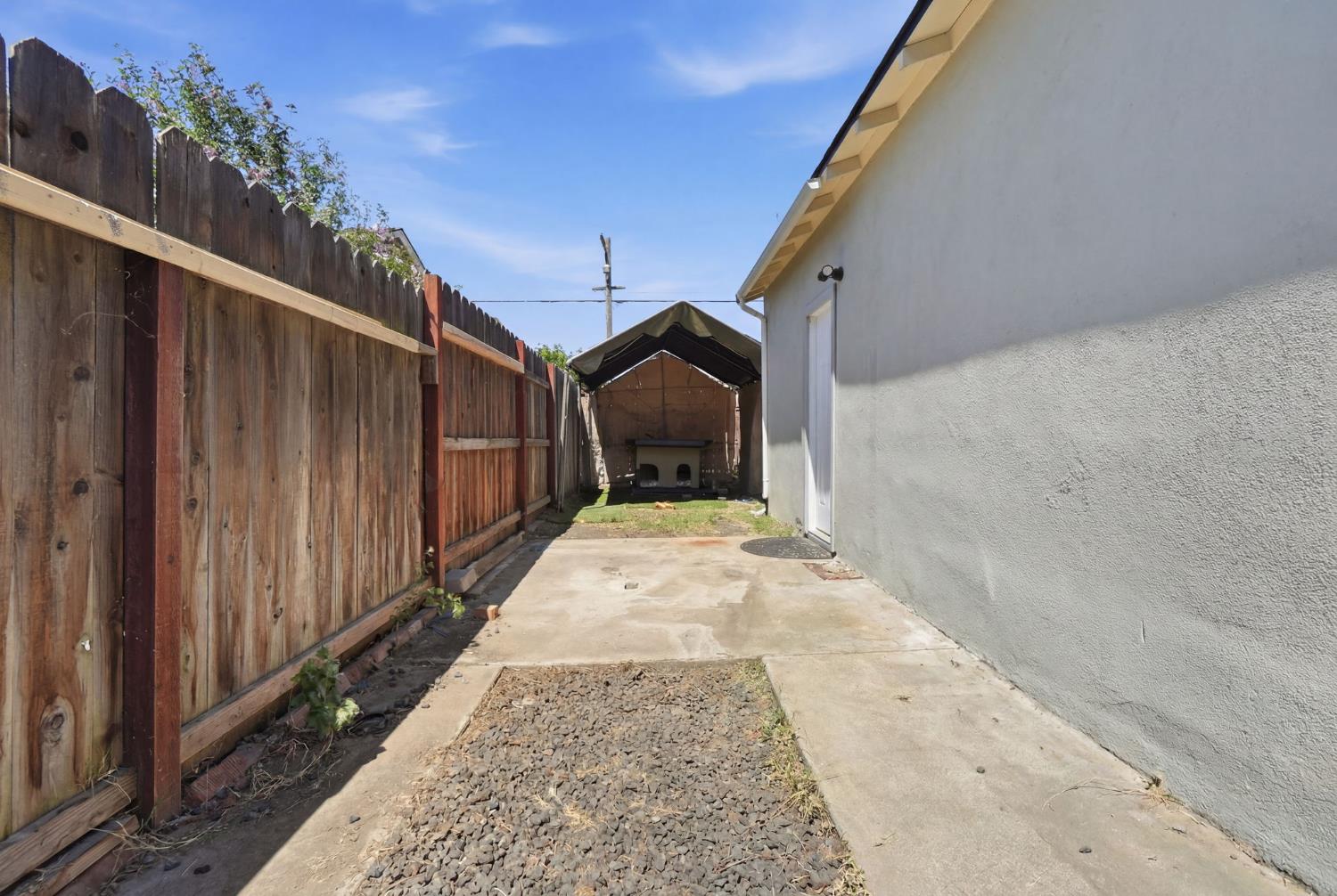 2313 Jasmin Ave, Modesto, CA 95350