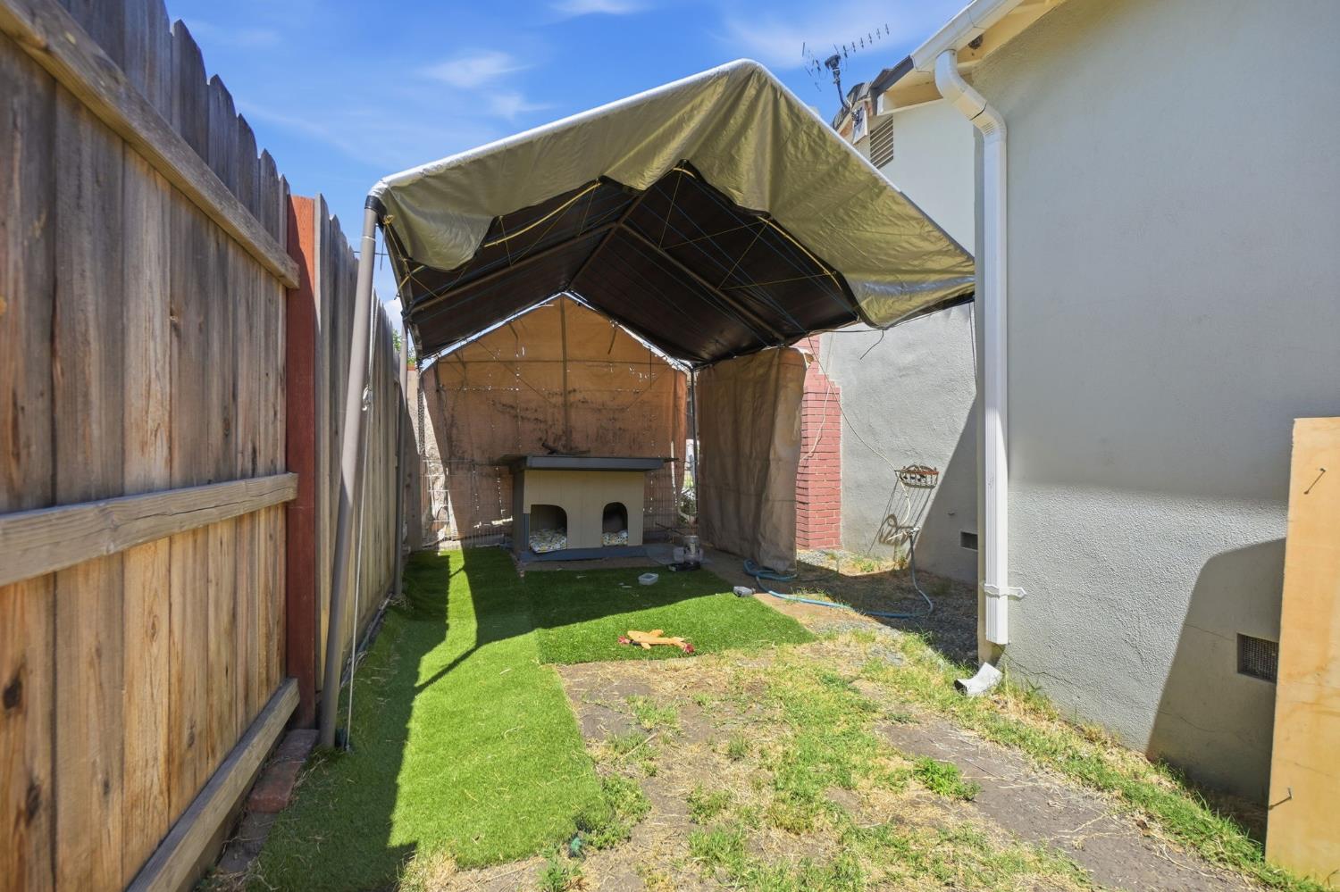 2313 Jasmin Ave, Modesto, CA 95350