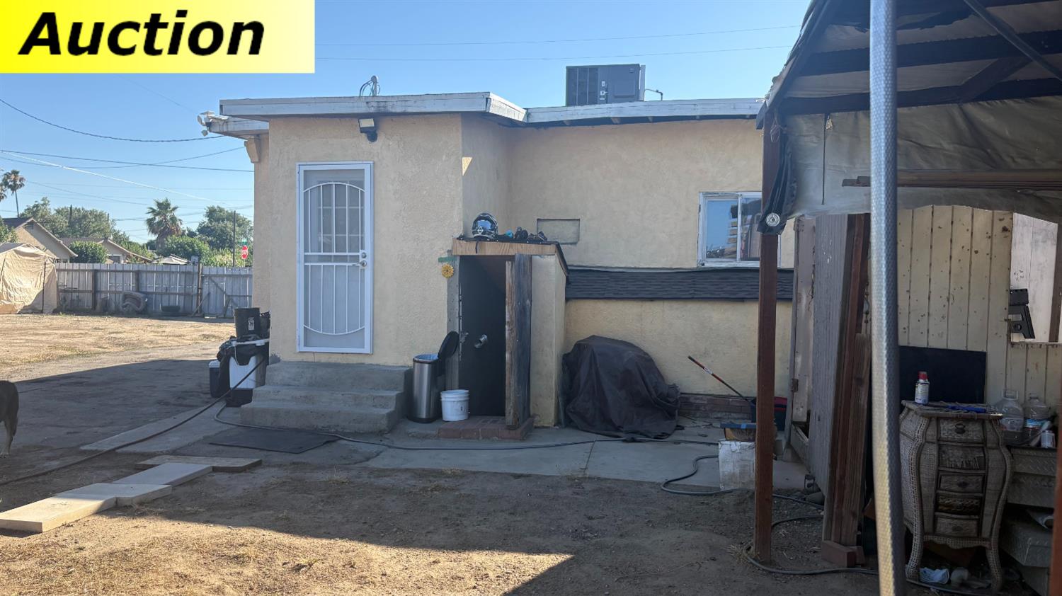8716 Laird St, Patterson, CA 95363