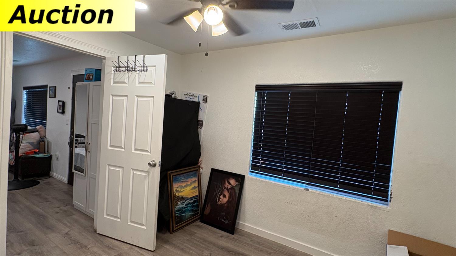 8716 Laird St, Patterson, CA 95363