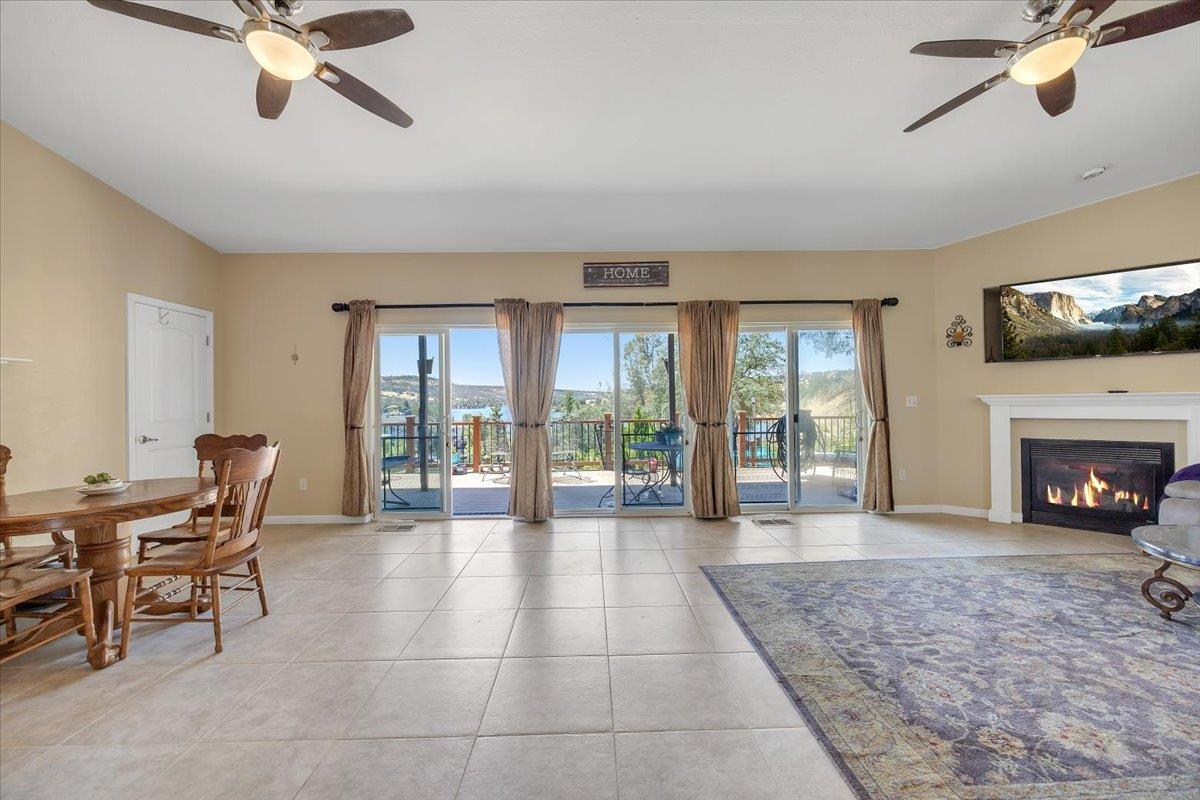 411 Sunrise Rd, Copperopolis, CA 95228