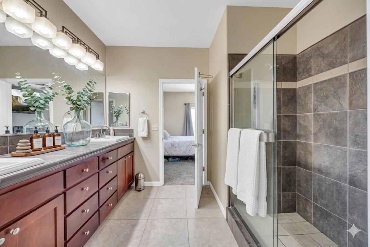 411 Sunrise Rd, Copperopolis, CA 95228