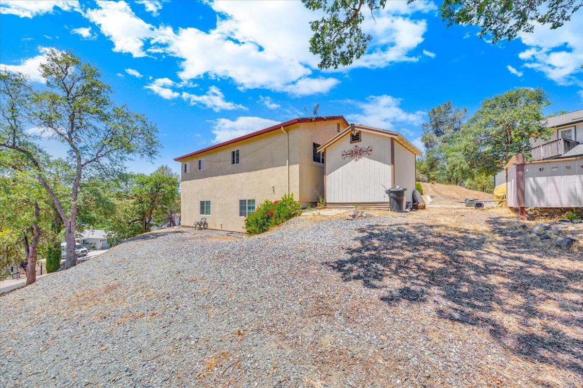 411 Sunrise Rd, Copperopolis, CA 95228