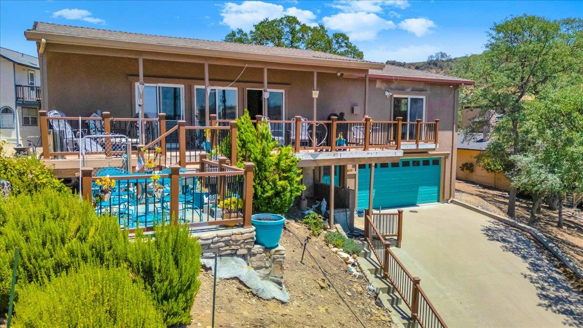 411 Sunrise Rd, Copperopolis, CA 95228