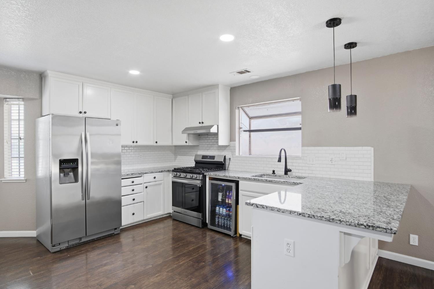 3808 Georgeann Pl, Ceres, CA 95307