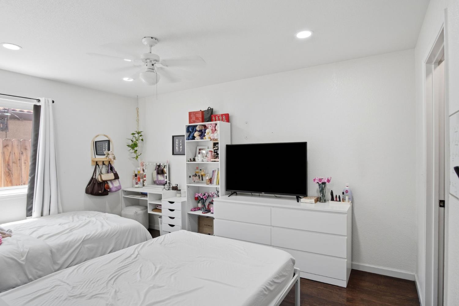 3808 Georgeann Pl, Ceres, CA 95307