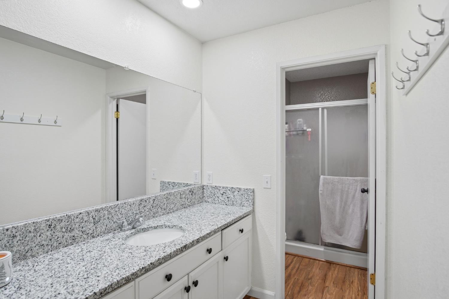 3808 Georgeann Pl, Ceres, CA 95307