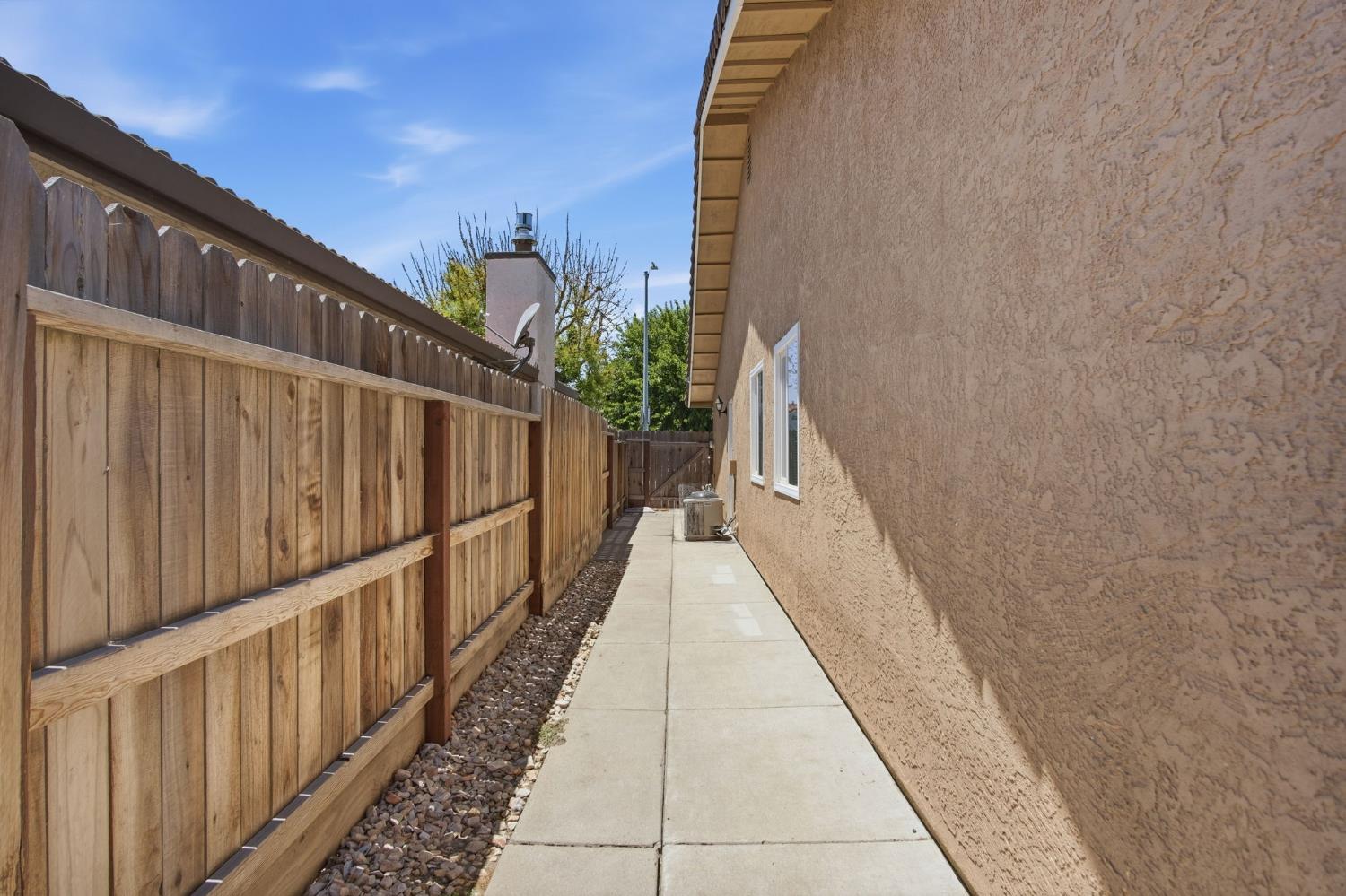 3808 Georgeann Pl, Ceres, CA 95307