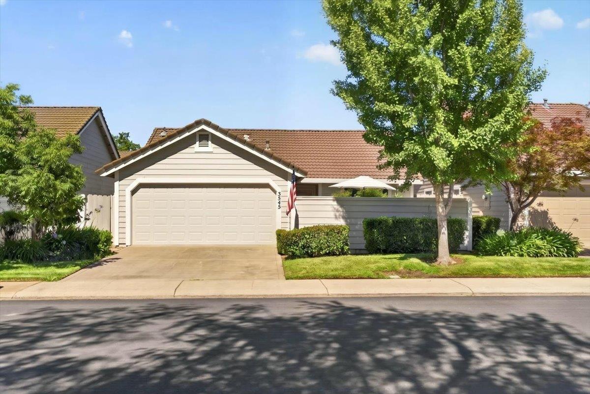 3545 Blackstone Way, Modesto, CA 95356