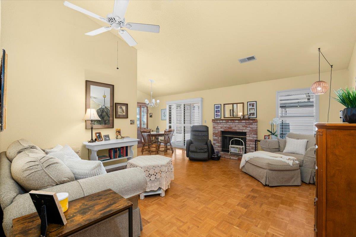 3545 Blackstone Way, Modesto, CA 95356