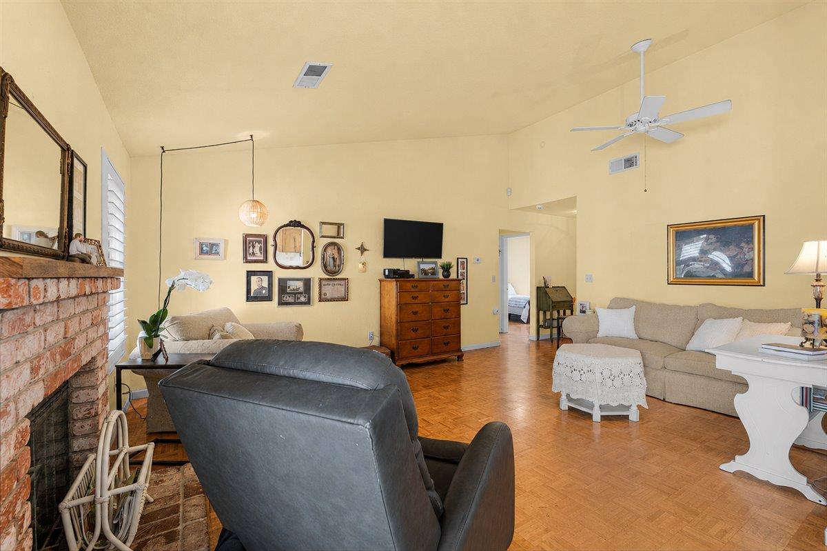 3545 Blackstone Way, Modesto, CA 95356