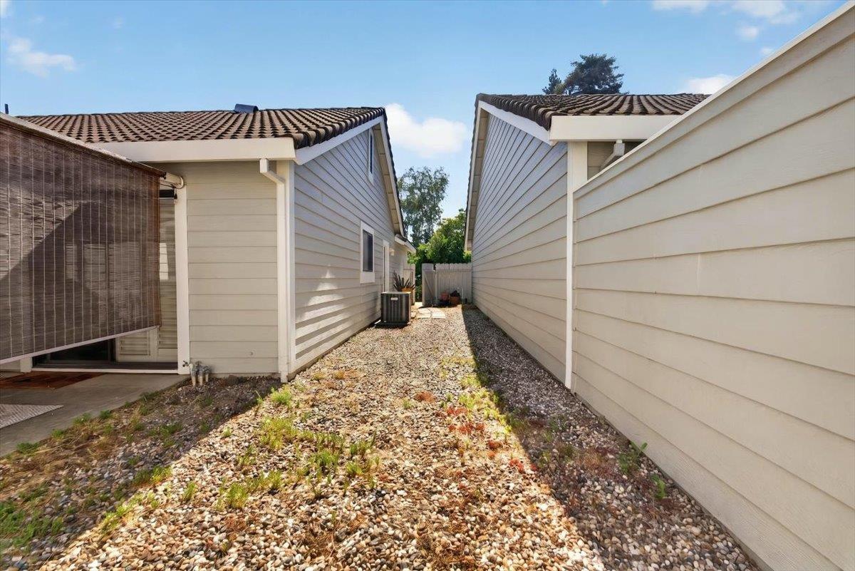 3545 Blackstone Way, Modesto, CA 95356