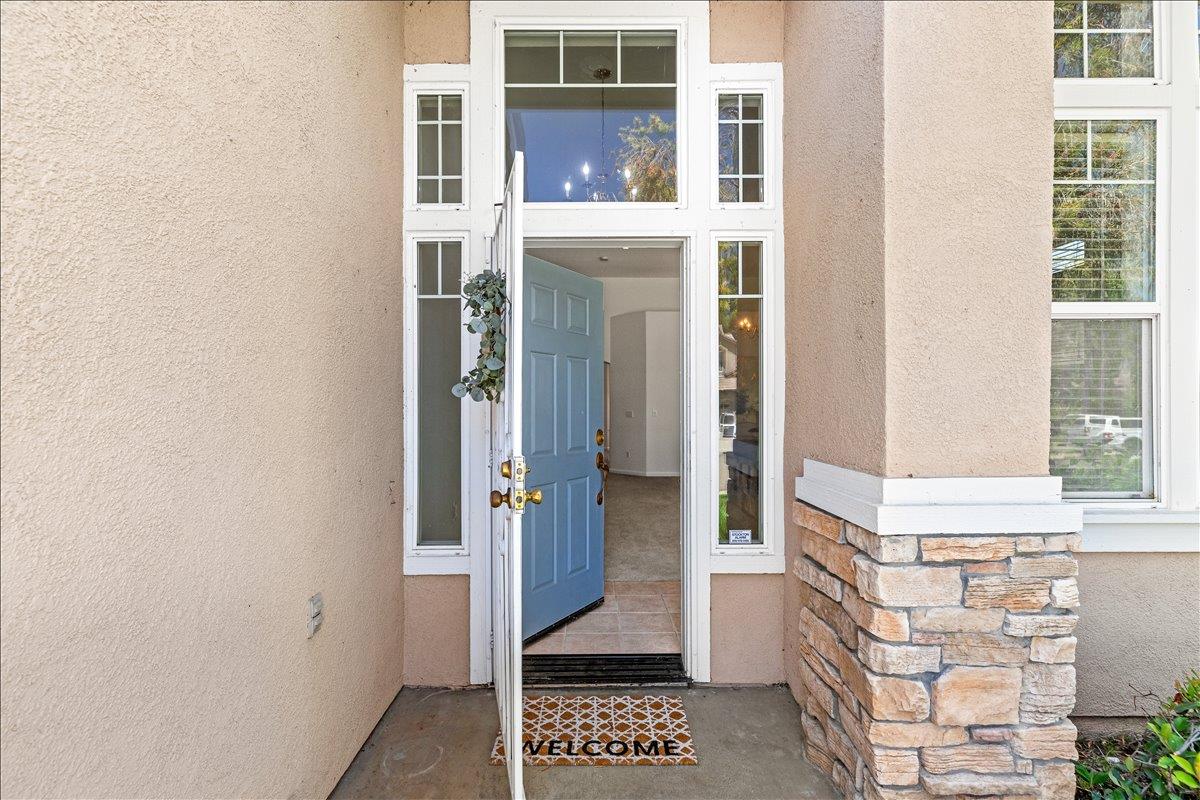 1109 Deitz Cir, Oakdale, CA 95361