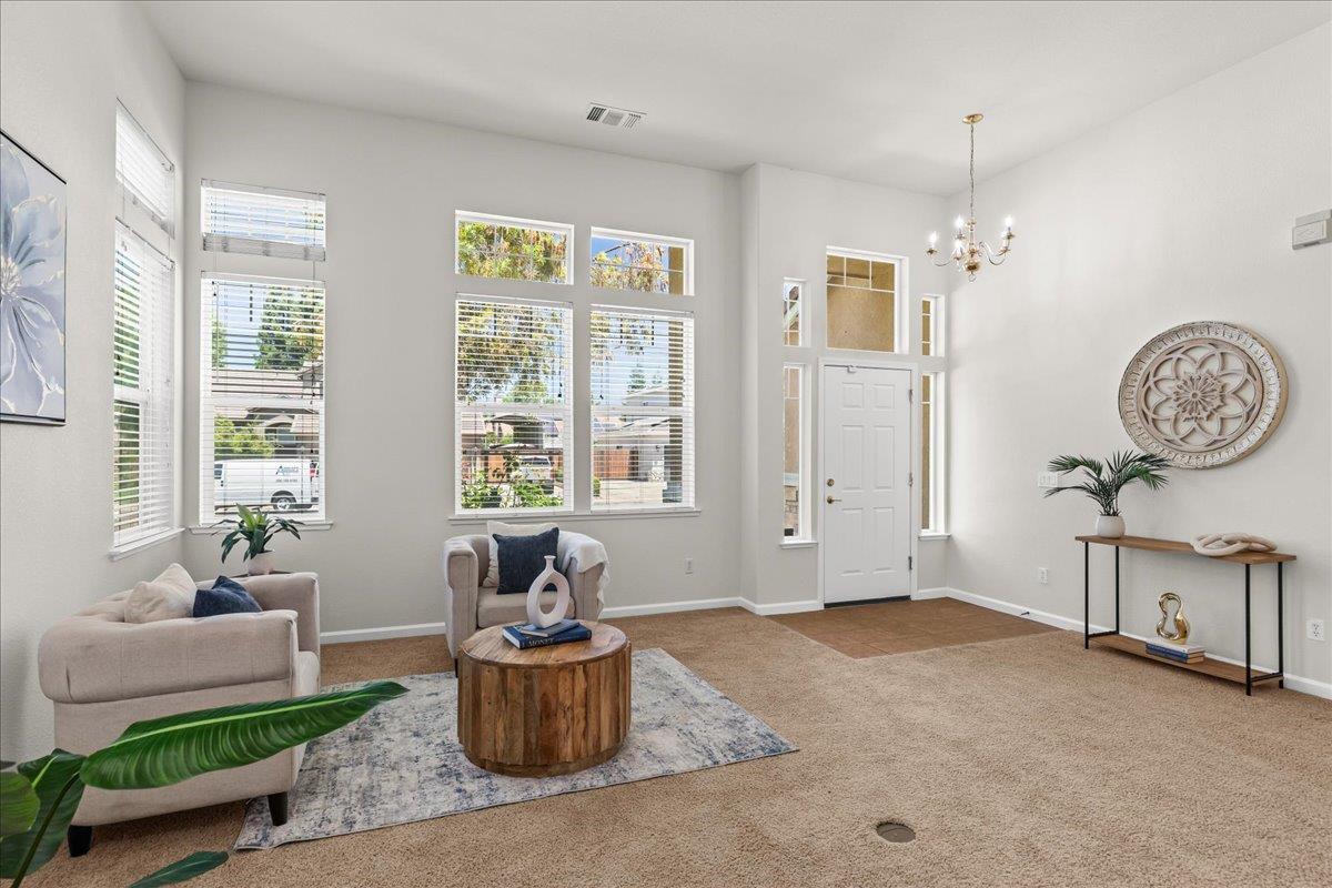 1109 Deitz Cir, Oakdale, CA 95361
