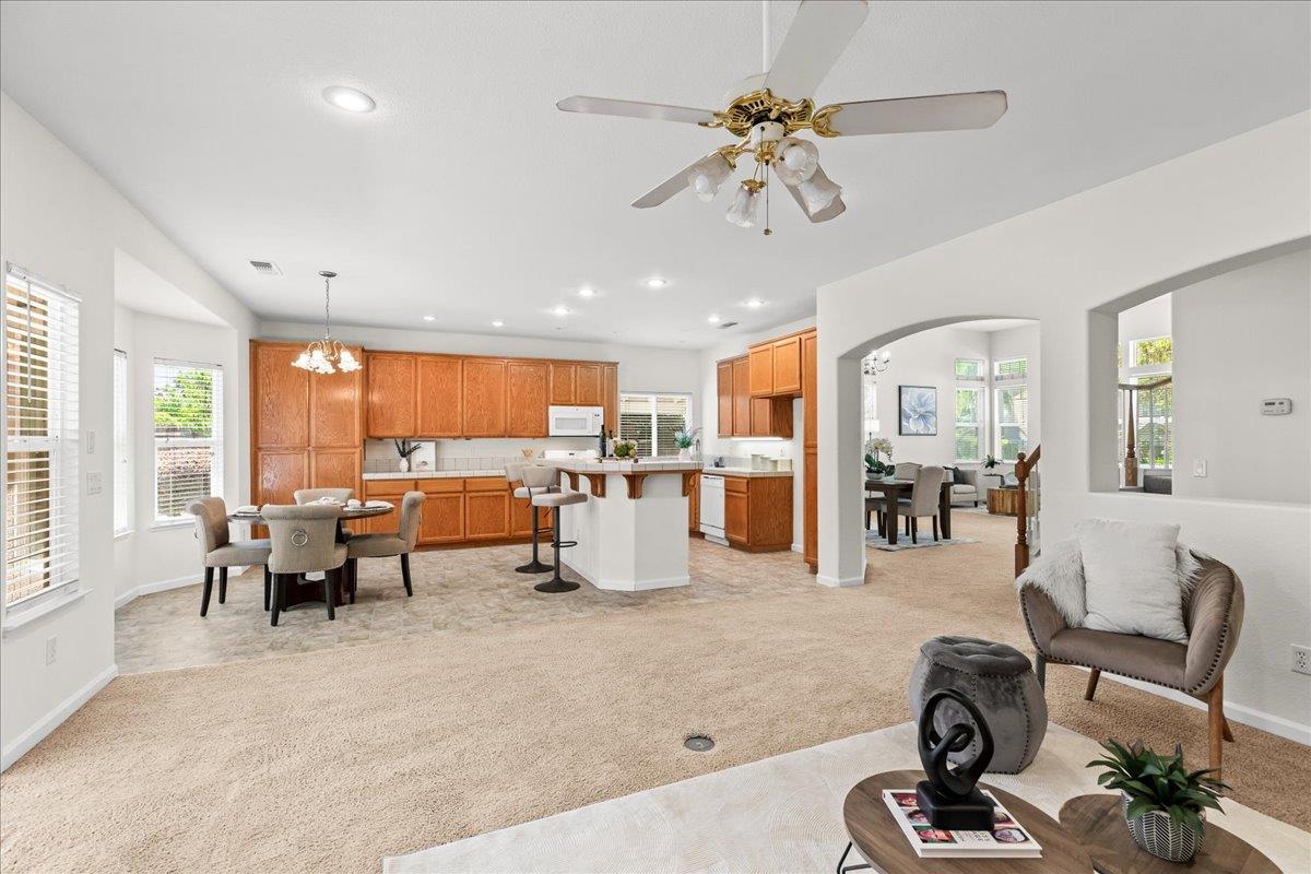 1109 Deitz Cir, Oakdale, CA 95361