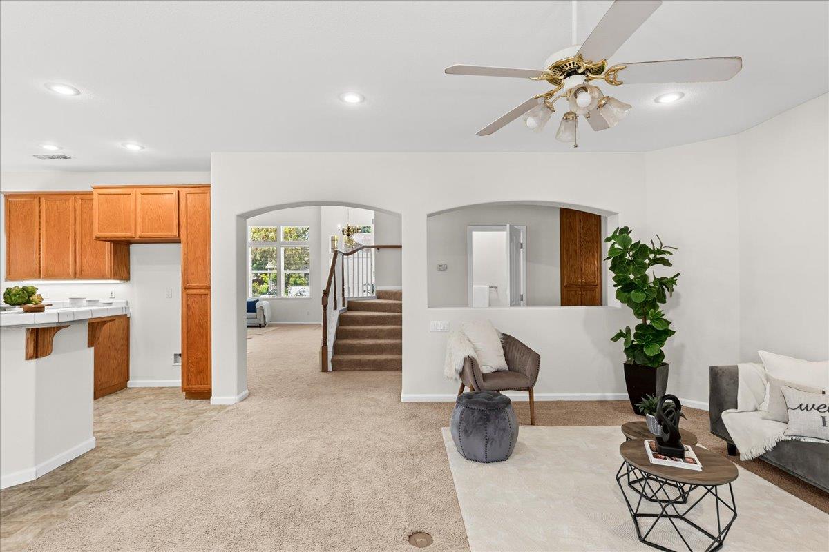1109 Deitz Cir, Oakdale, CA 95361