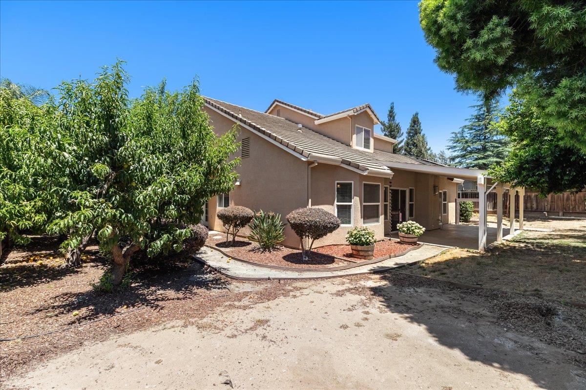 1109 Deitz Cir, Oakdale, CA 95361