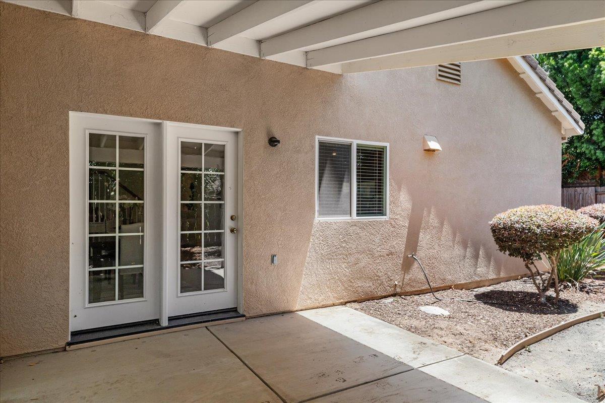 1109 Deitz Cir, Oakdale, CA 95361